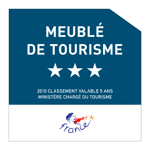 Meublé de tourisme ***